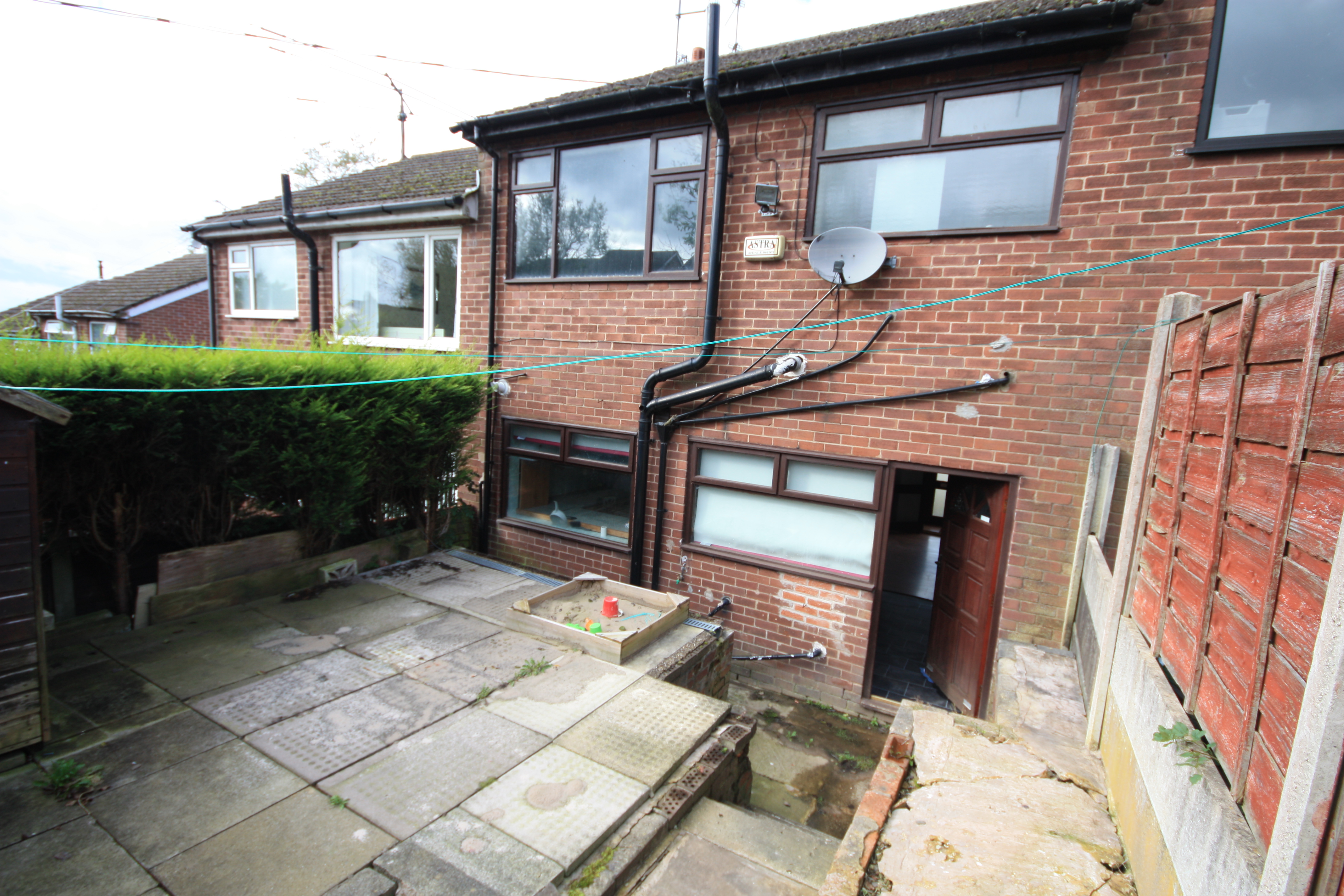 88 Hillcrest Road Castleton, Rochdale Searz Estate Agents in Rochdale